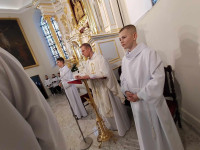  Ustanowienie lektorów 